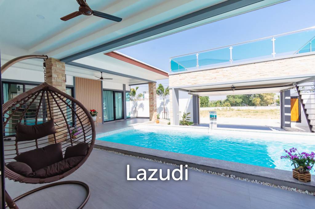 205 sqm modern villa with pool and rooftop terrace in Hua Hin City