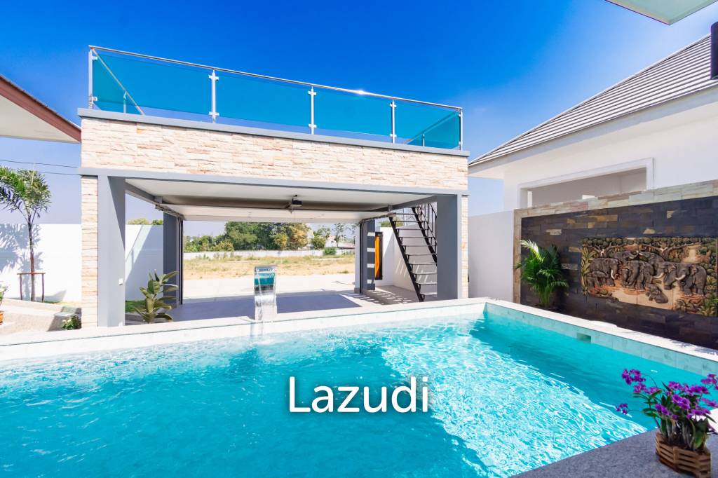 205 sqm modern villa with pool and rooftop terrace in Hua Hin City