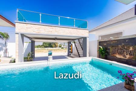 205 sqm modern villa with pool and rooftop terrace in Hua Hin City