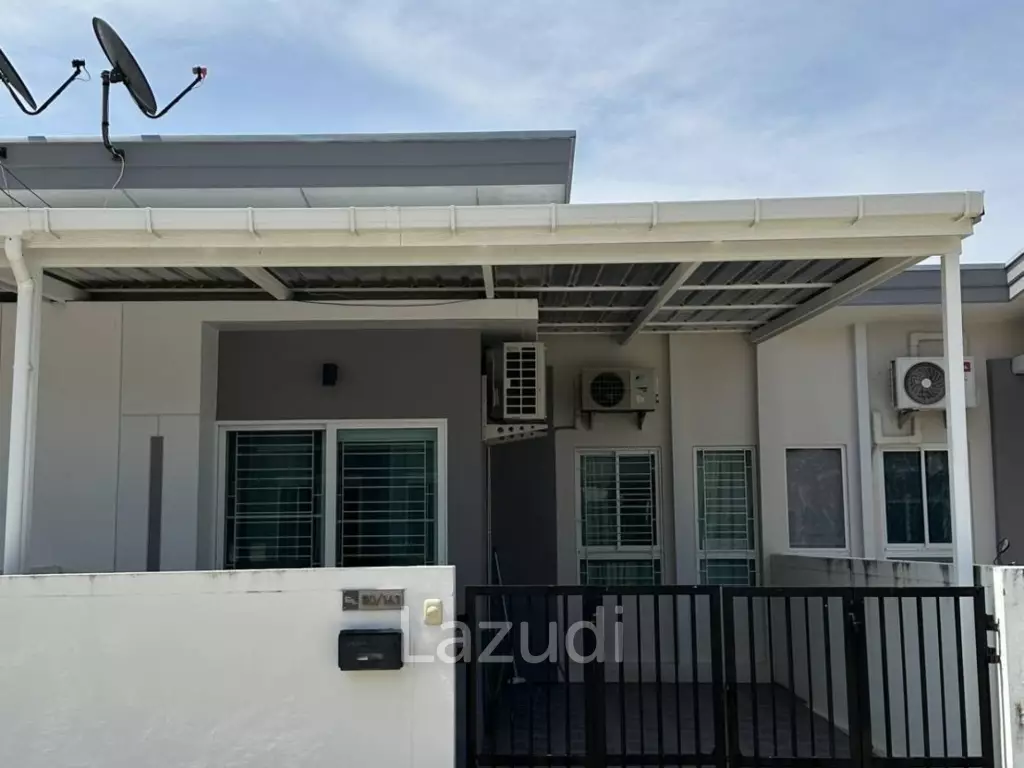 Modern 72 sqm 2-Bed Townhouse in Hin Lek Fai