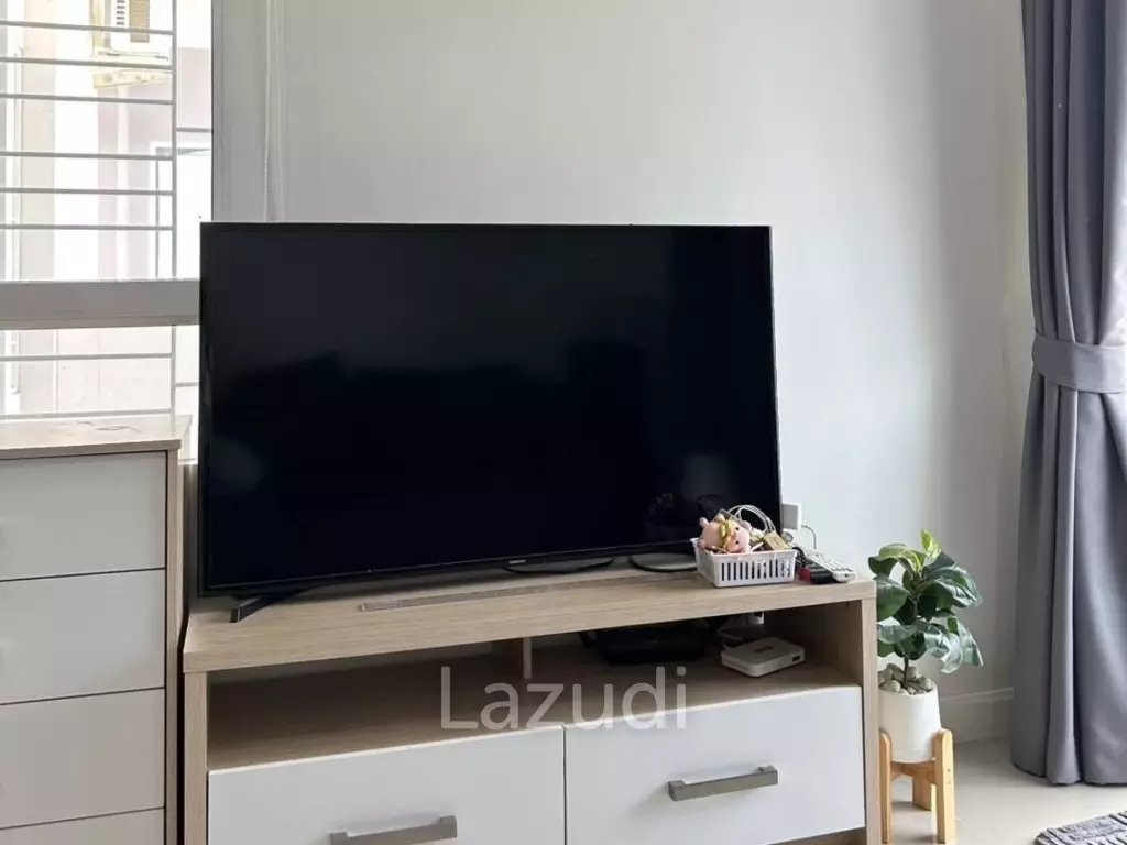 Modern 72 sqm 2-Bed Townhouse in Hin Lek Fai