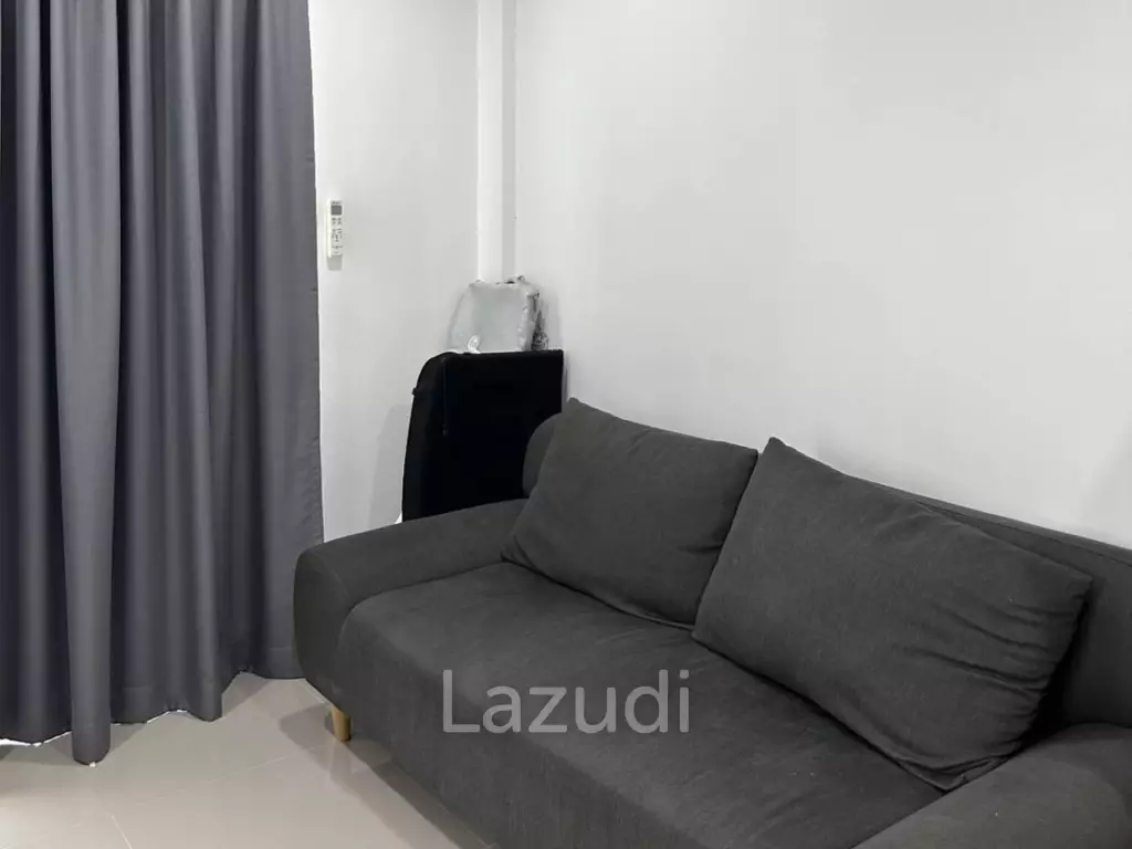 Modern 72 sqm 2-Bed Townhouse in Hin Lek Fai