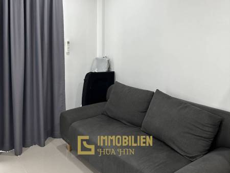 Modern 72 sqm 2-Bed Townhouse in Hin Lek Fai