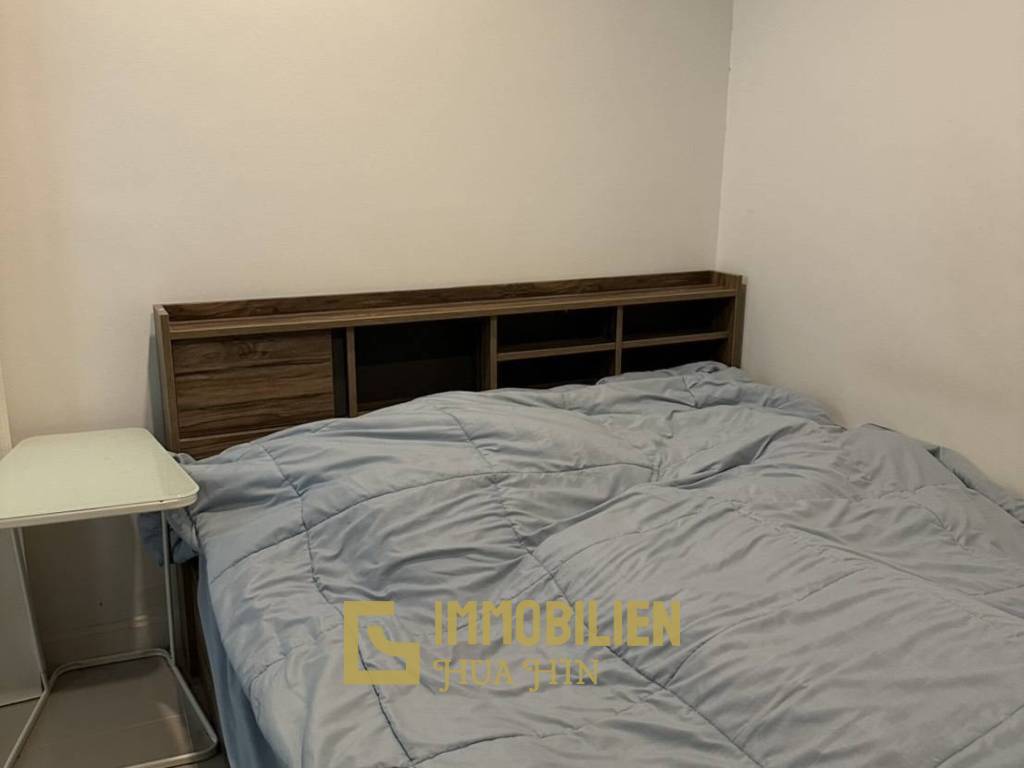 Modern 72 sqm 2-Bed Townhouse in Hin Lek Fai