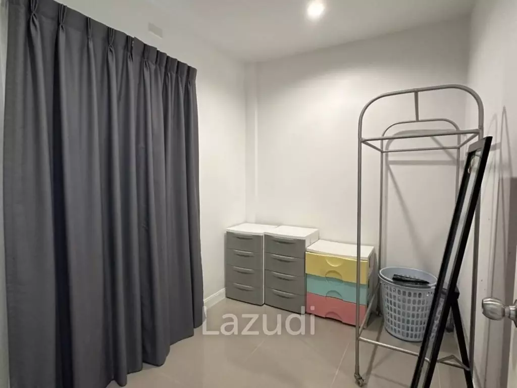 Modern 72 sqm 2-Bed Townhouse in Hin Lek Fai