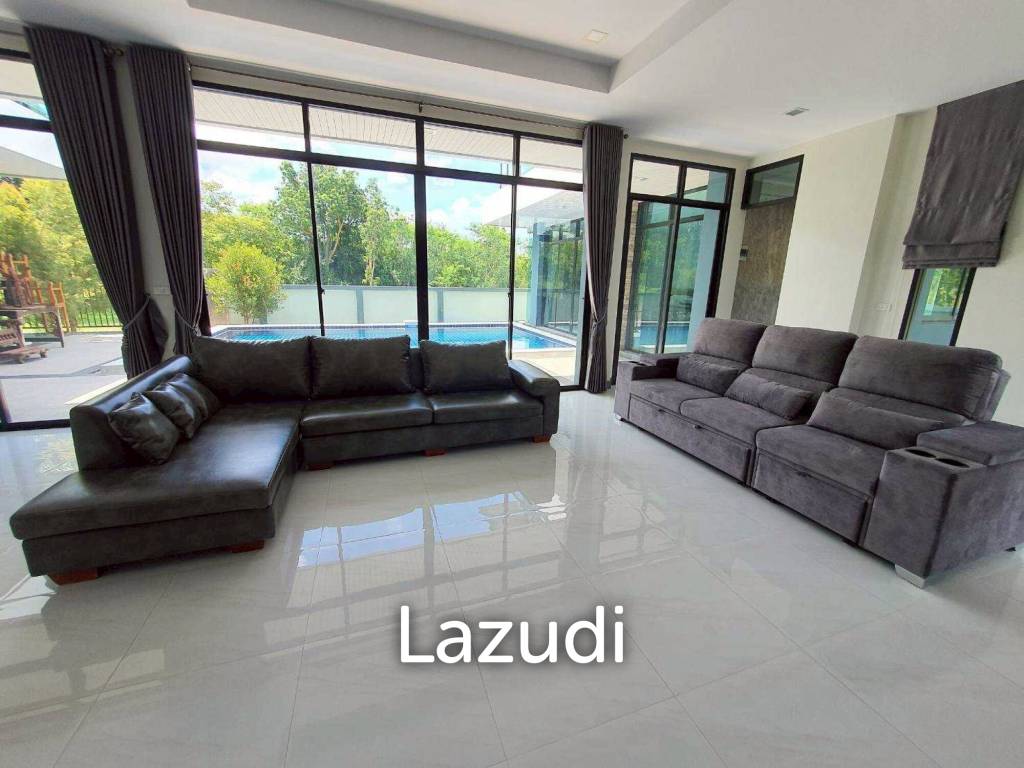 SPRINGFIELD VILLAGE GOLF & SPA : 2 Storey 4 Bed Pool villa