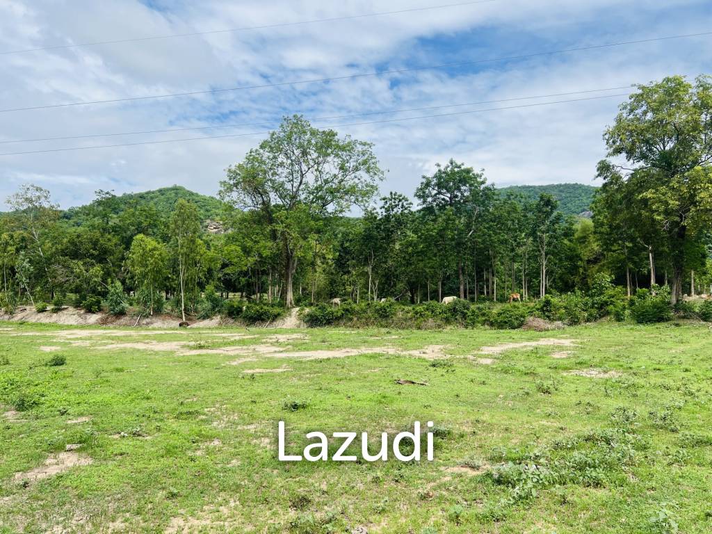 2 Rai land mountain view in Cha-Am Phetchaburi