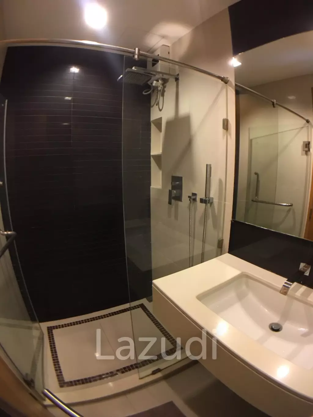66 sqm 2 Bedroom Condo on High Floor at Rhythm Ratchada Huai Kwang