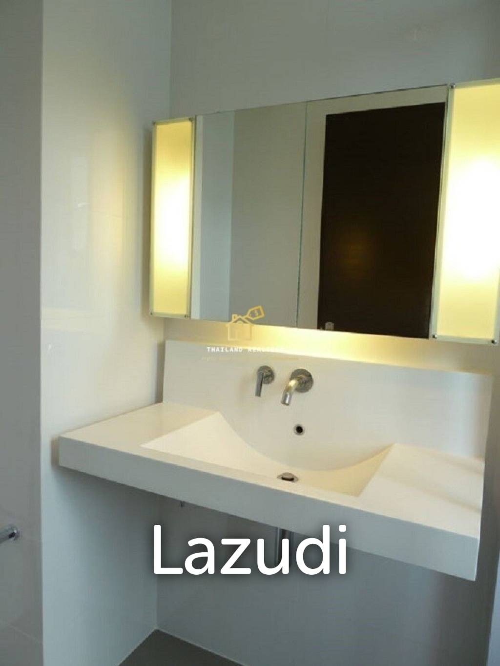 67 sqm corner 2 bedroom condo on 29th floor Rhythm Ratchada Huai Kwang Bangkok