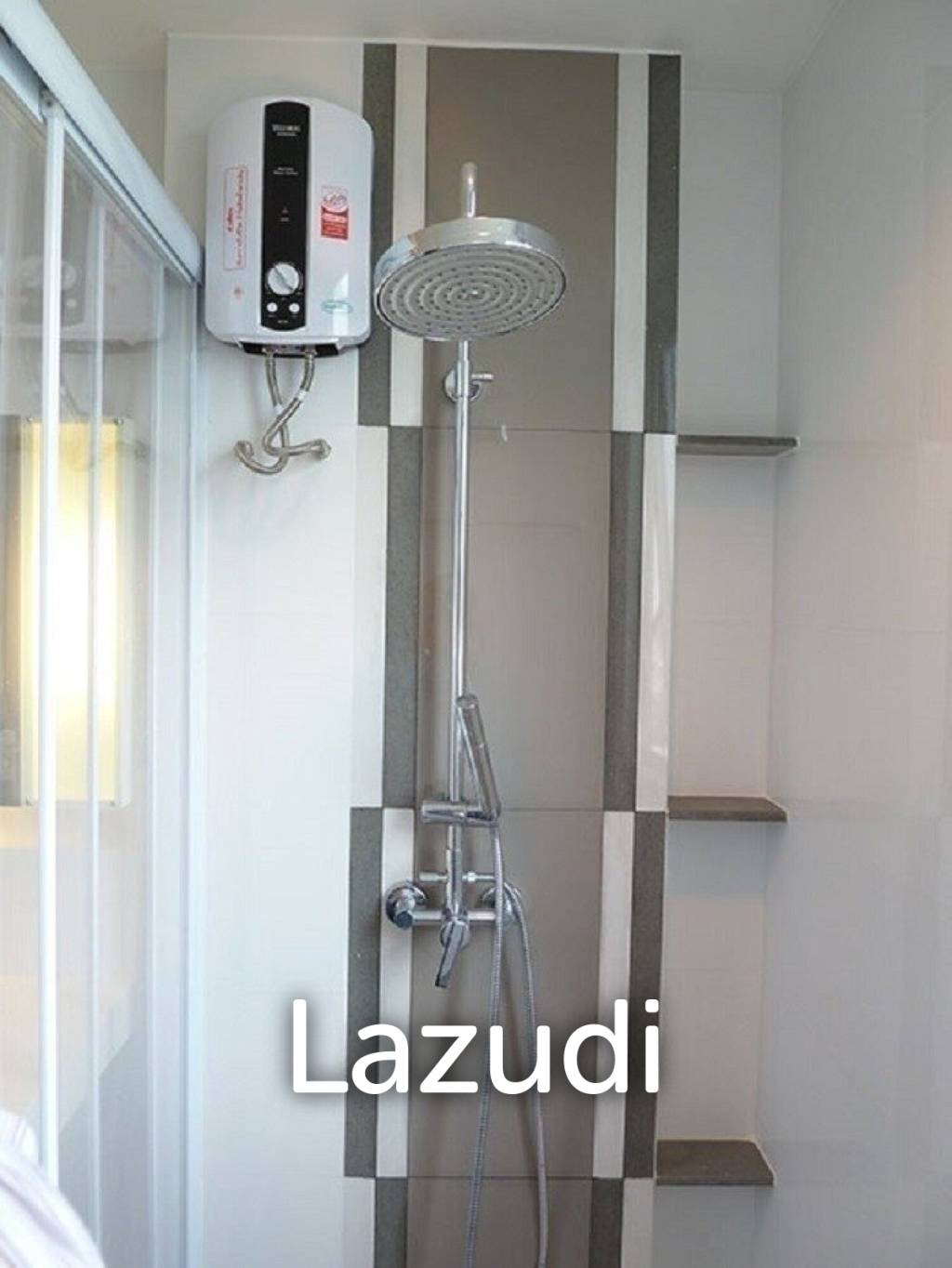 67 sqm corner 2 bedroom condo on 29th floor Rhythm Ratchada Huai Kwang Bangkok