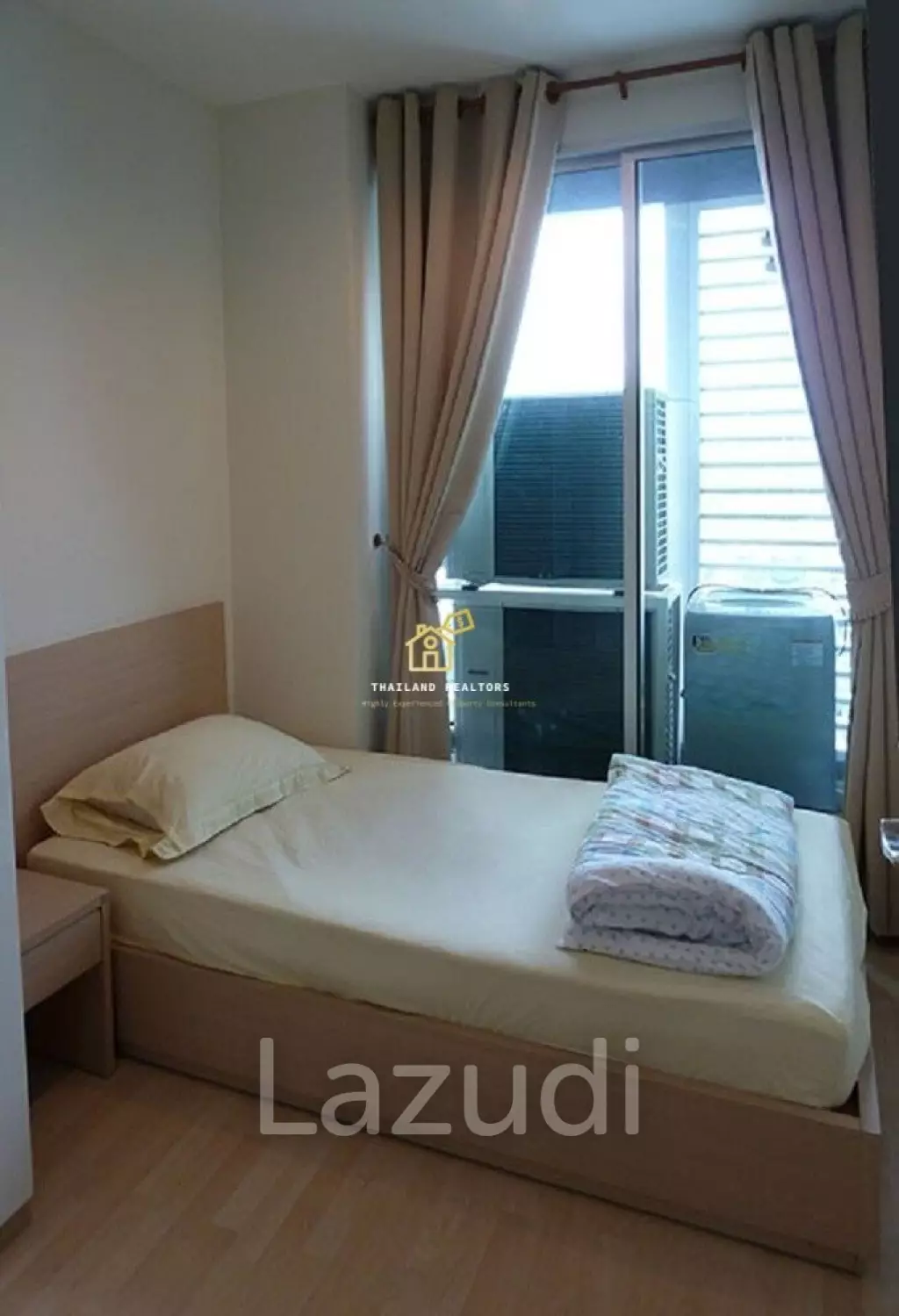 67 sqm corner 2 bedroom condo on 29th floor Rhythm Ratchada Huai Kwang Bangkok