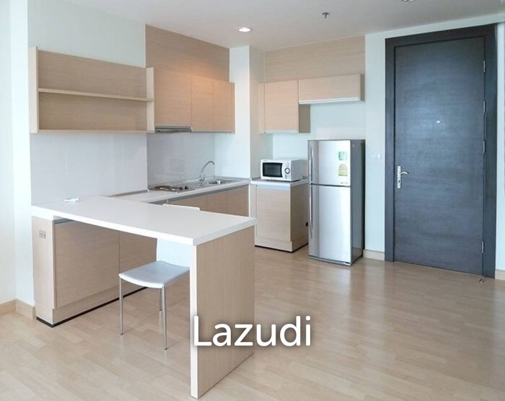 67 sqm corner 2 bedroom condo on 29th floor Rhythm Ratchada Huai Kwang Bangkok