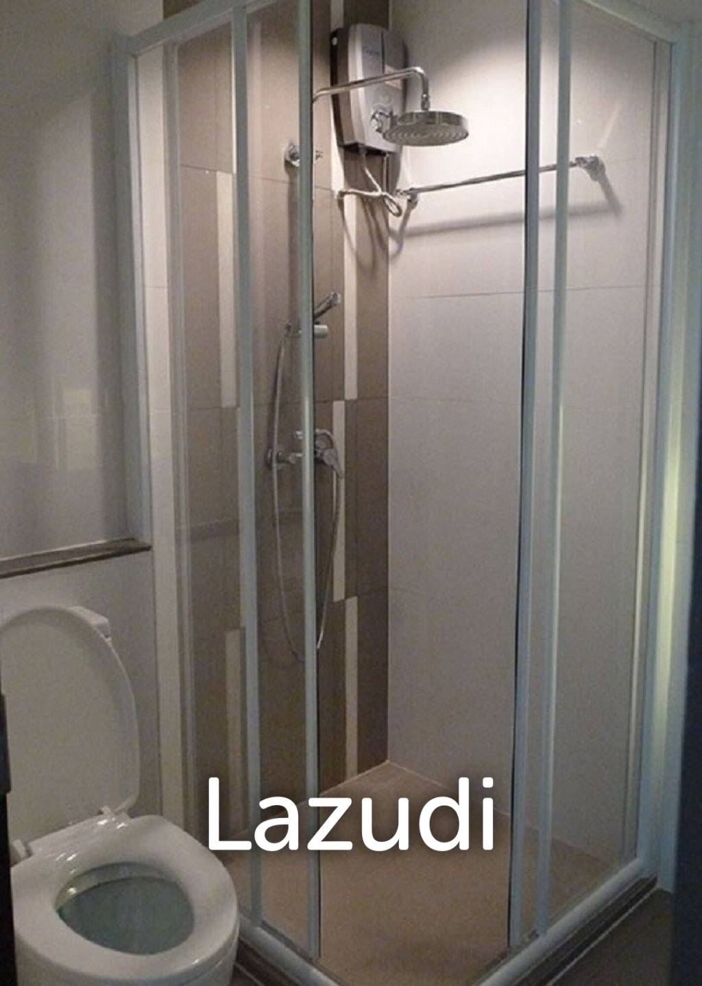 67 sqm corner 2 bedroom condo on 29th floor Rhythm Ratchada Huai Kwang Bangkok