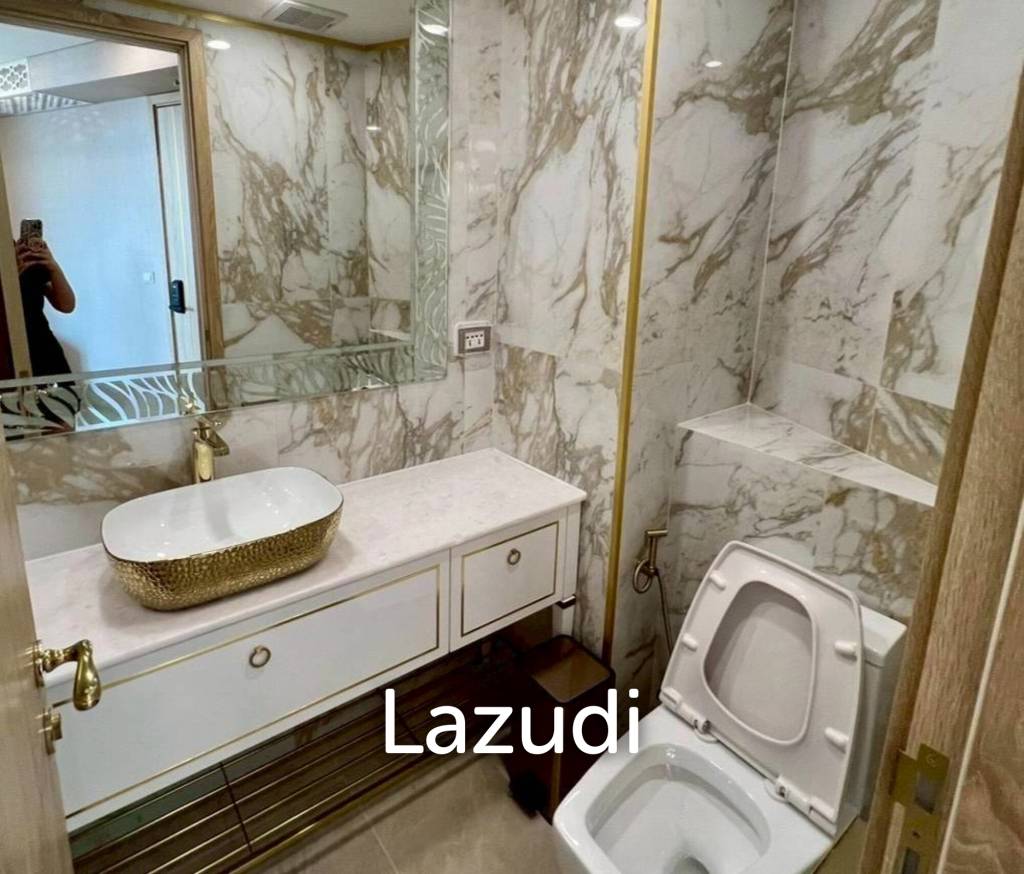 Copacabana Beachfront Condominium for Rent