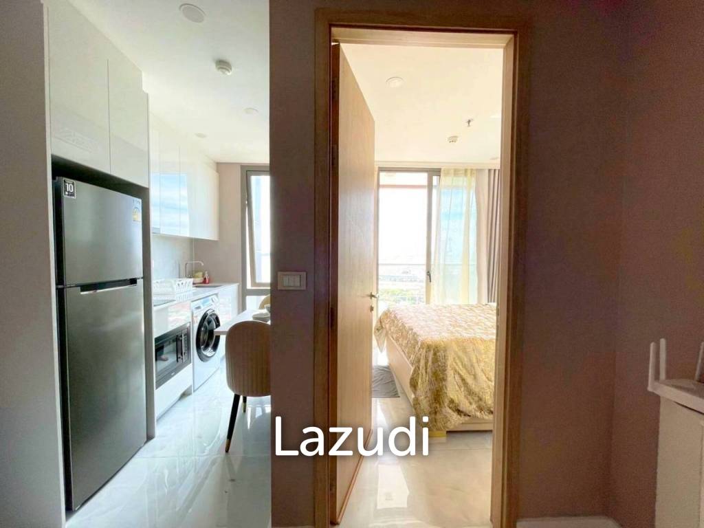 Copacabana Beachfront Condominium for Rent