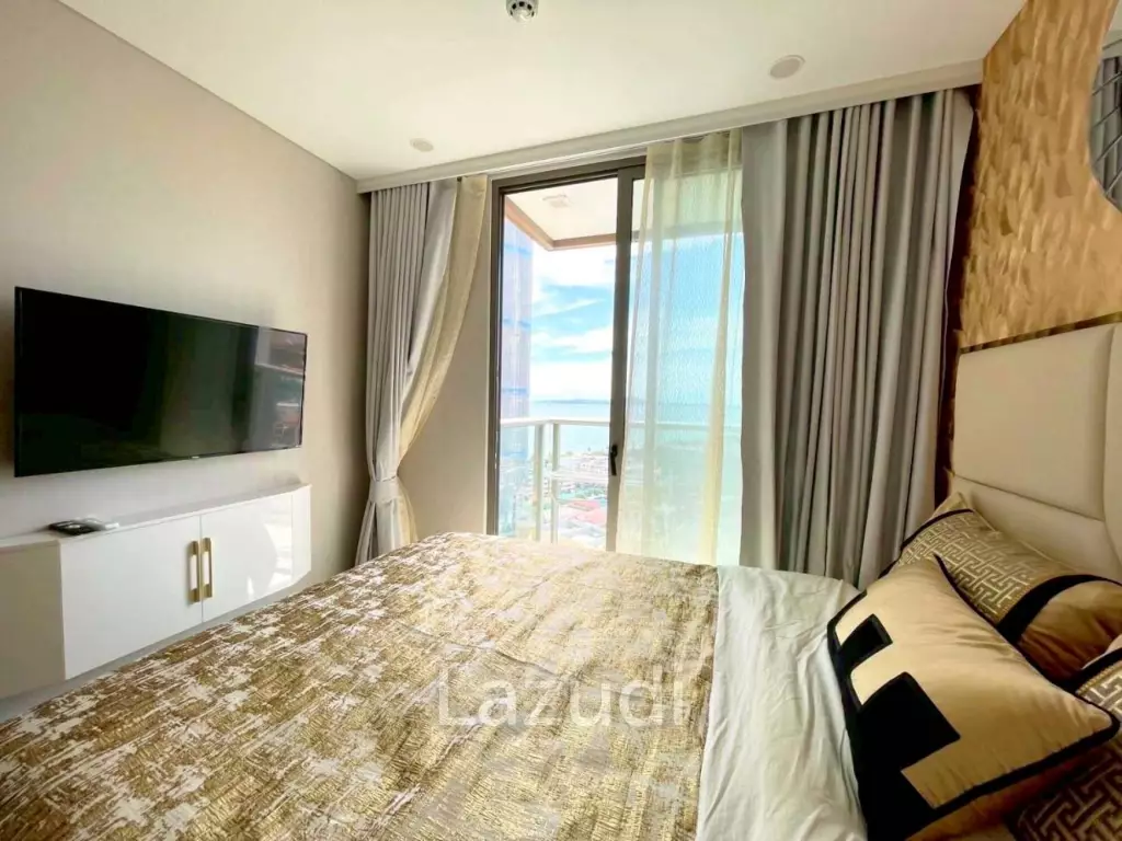 Copacabana Beachfront Condominium for Rent