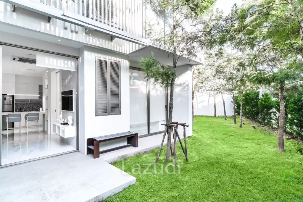 Modern 2-Storey Pool Villa for Sale in Thalang