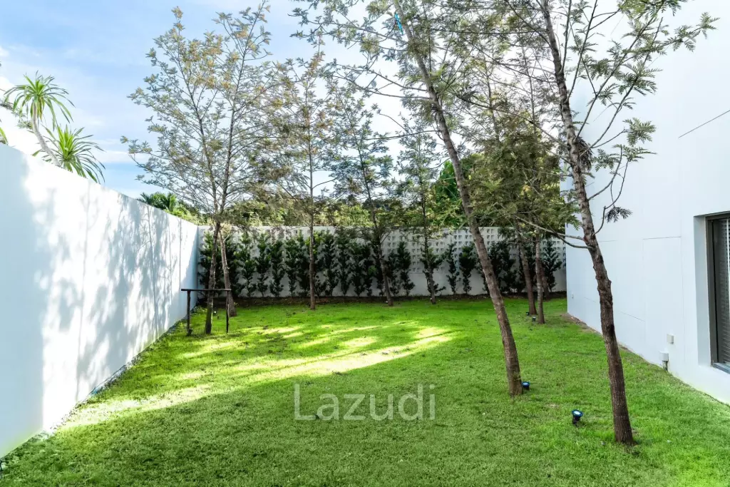 Modern 2-Storey Pool Villa for Sale in Thalang