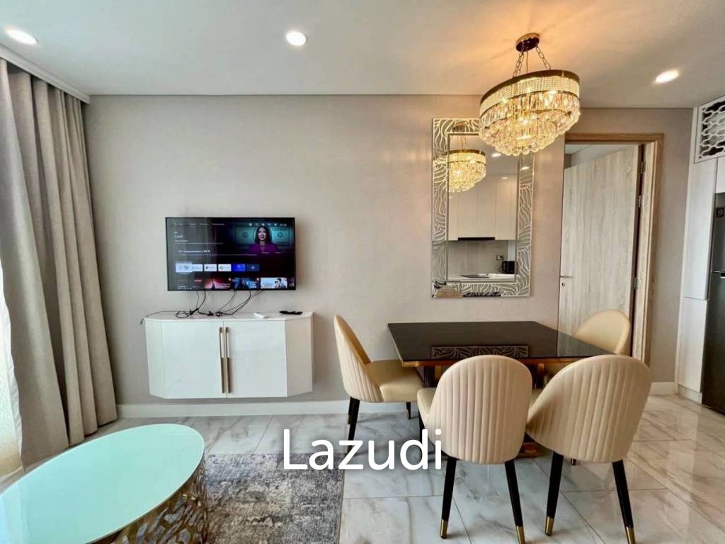 High-Floor Sea View Residence  for Rent Copacabana