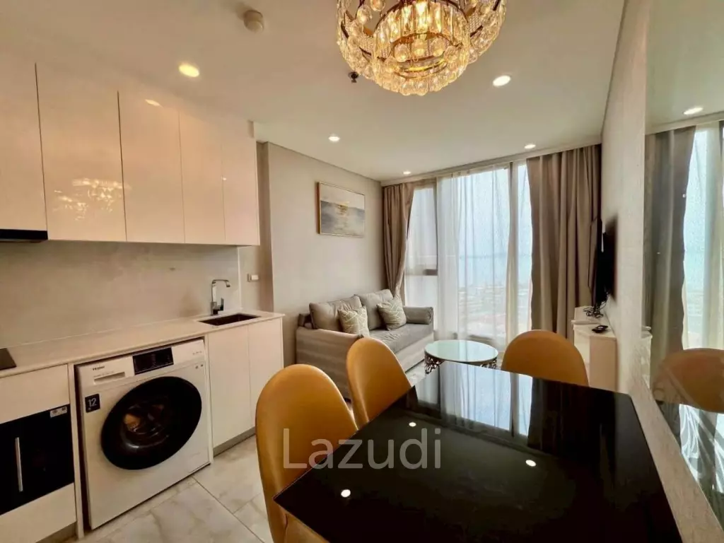 High-Floor Sea View Residence  for Rent Copacabana