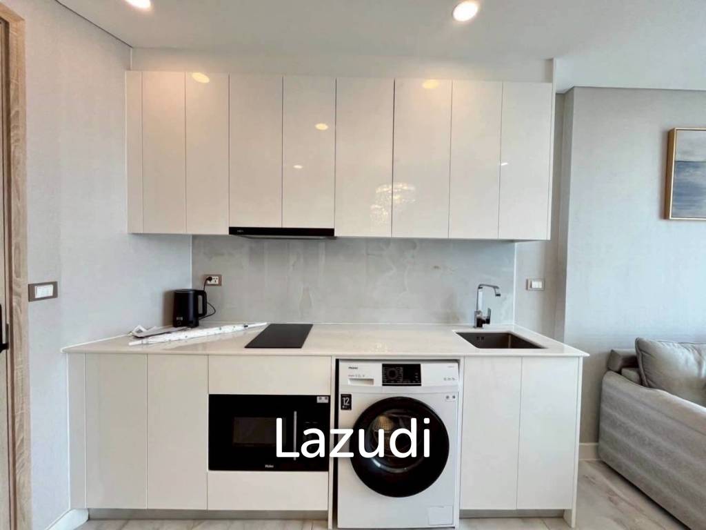 High-Floor Sea View Residence  for Rent Copacabana