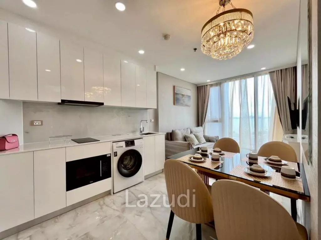 High-Floor Sea View Residence  for Rent Copacabana