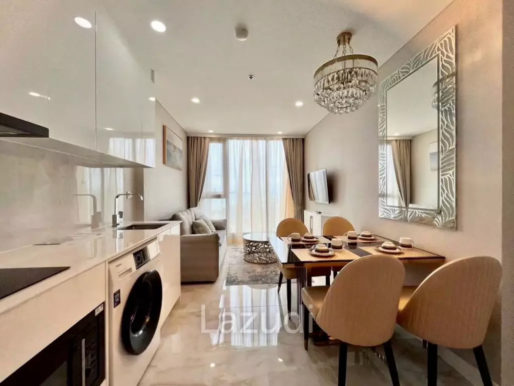 High-Floor Sea View Residence  for Rent Copacabana