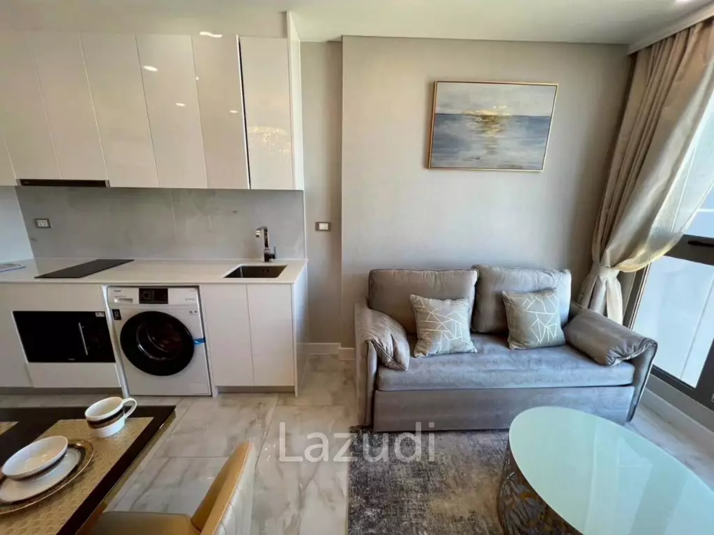 High-Floor Sea View Residence  for Rent Copacabana