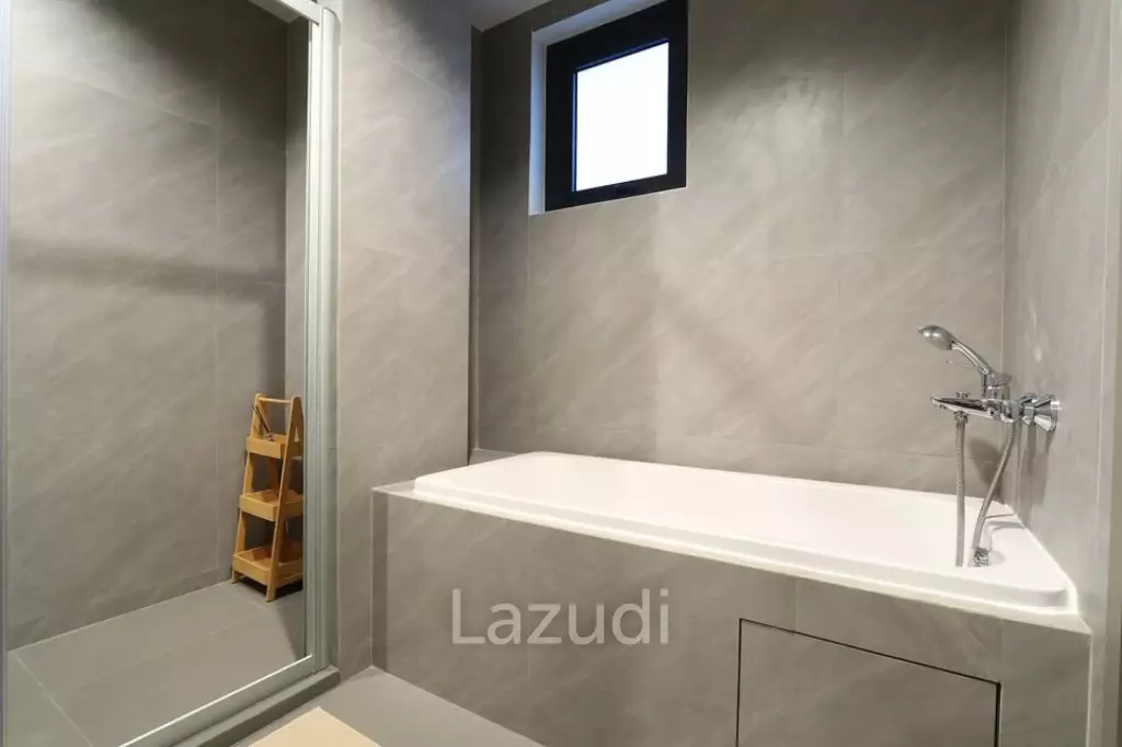 60 sqm high floor 2 bedroom condo Ideo Sukhumvit – Rama 4 Phra Khanong