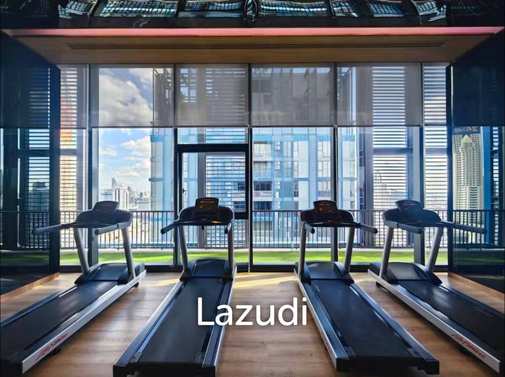 42 sqm modern 1 bedroom condo on 18th floor at XT Phayathai Ratchathewi Bangkok
