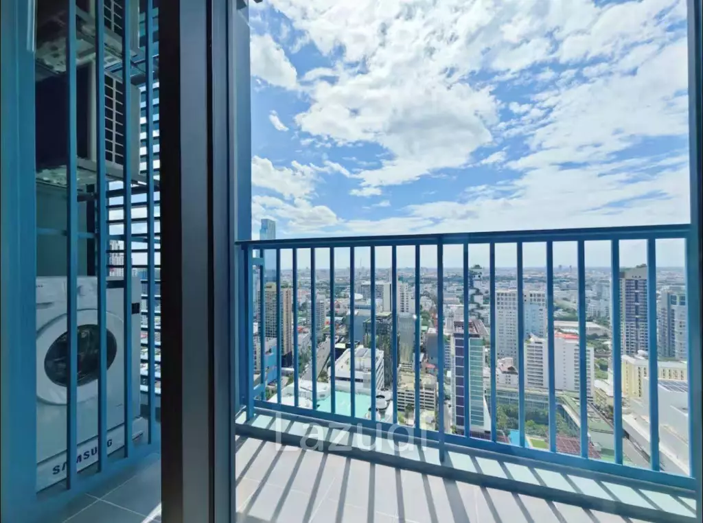 42 sqm modern 1 bedroom condo on 18th floor at XT Phayathai Ratchathewi Bangkok