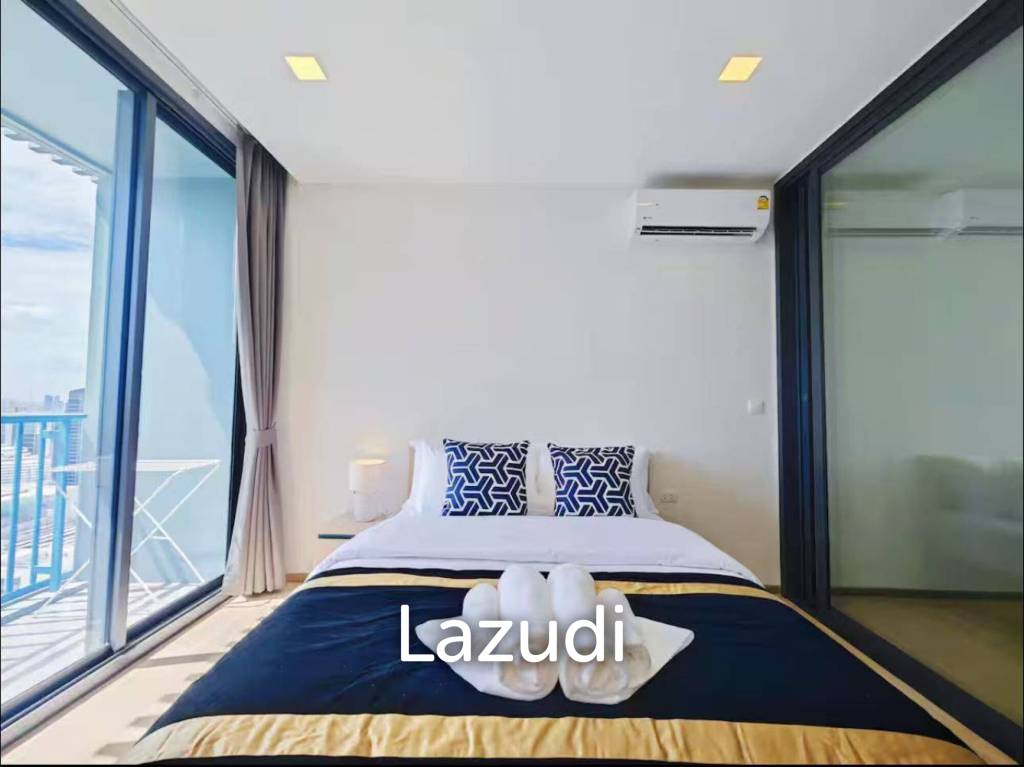 42 sqm modern 1 bedroom condo on 18th floor at XT Phayathai Ratchathewi Bangkok