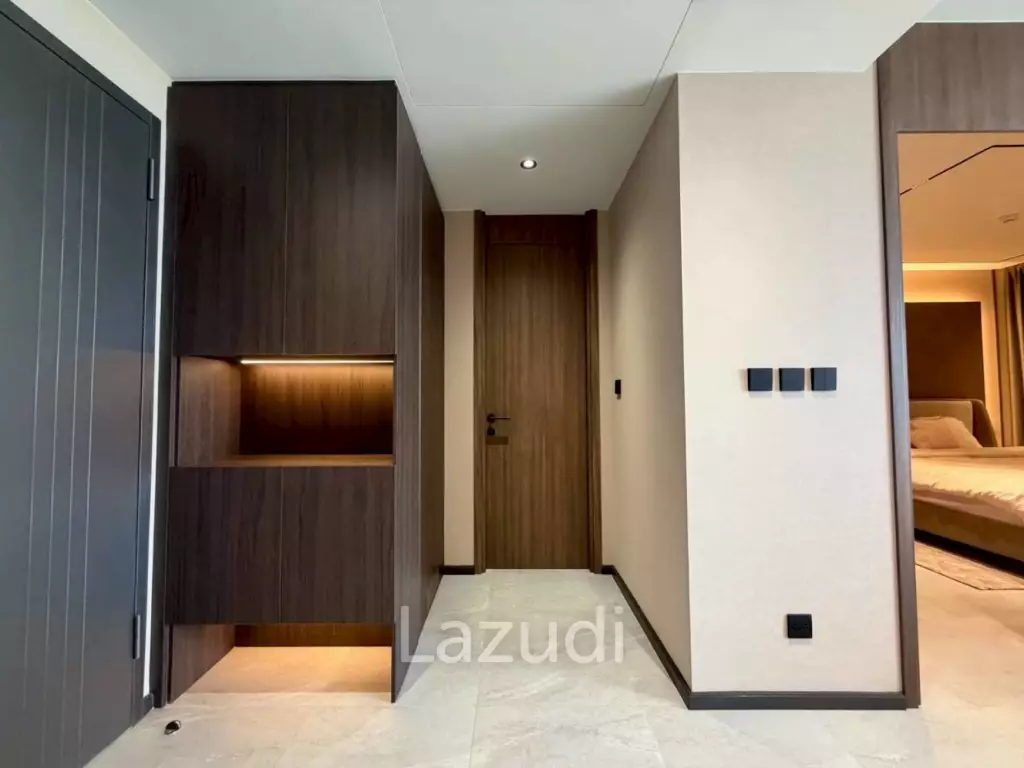 Modern One-Bedroom Panora Esturia Condominium for Rent