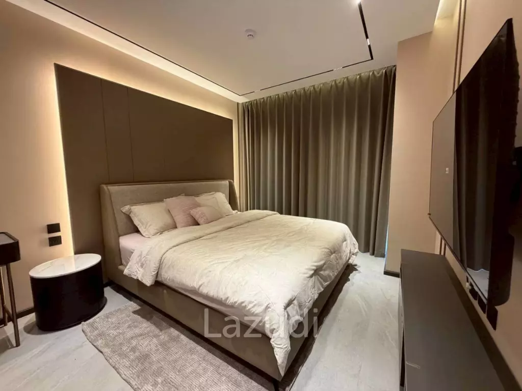 Modern One-Bedroom Panora Esturia Condominium for Rent