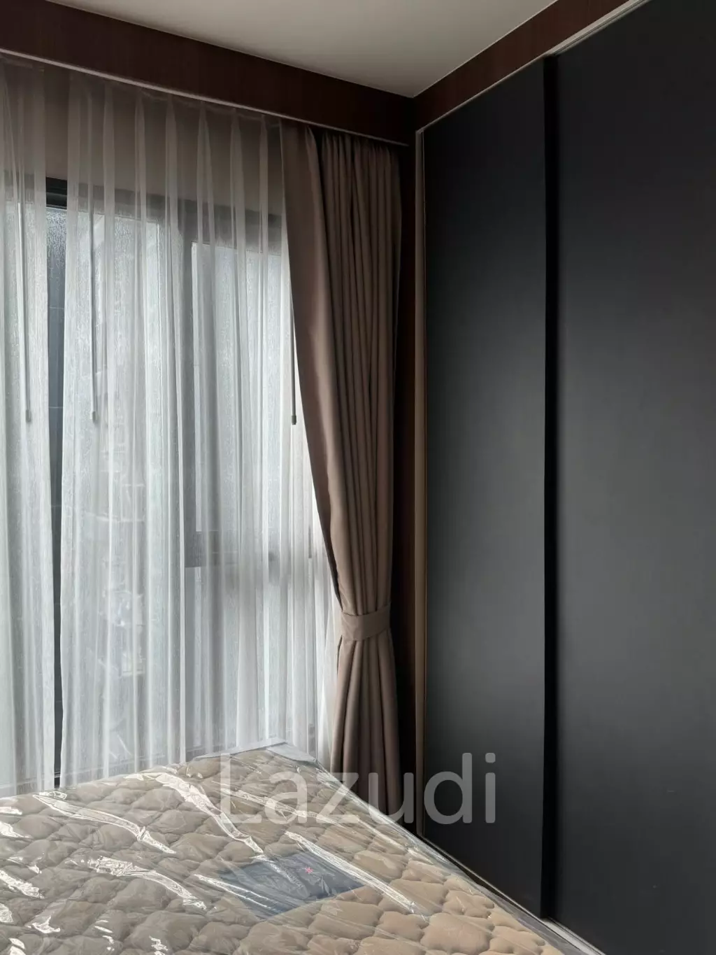 32.71 sqm high floor condo at LIFE Asoke Rama 9 Makkasan Bangkok