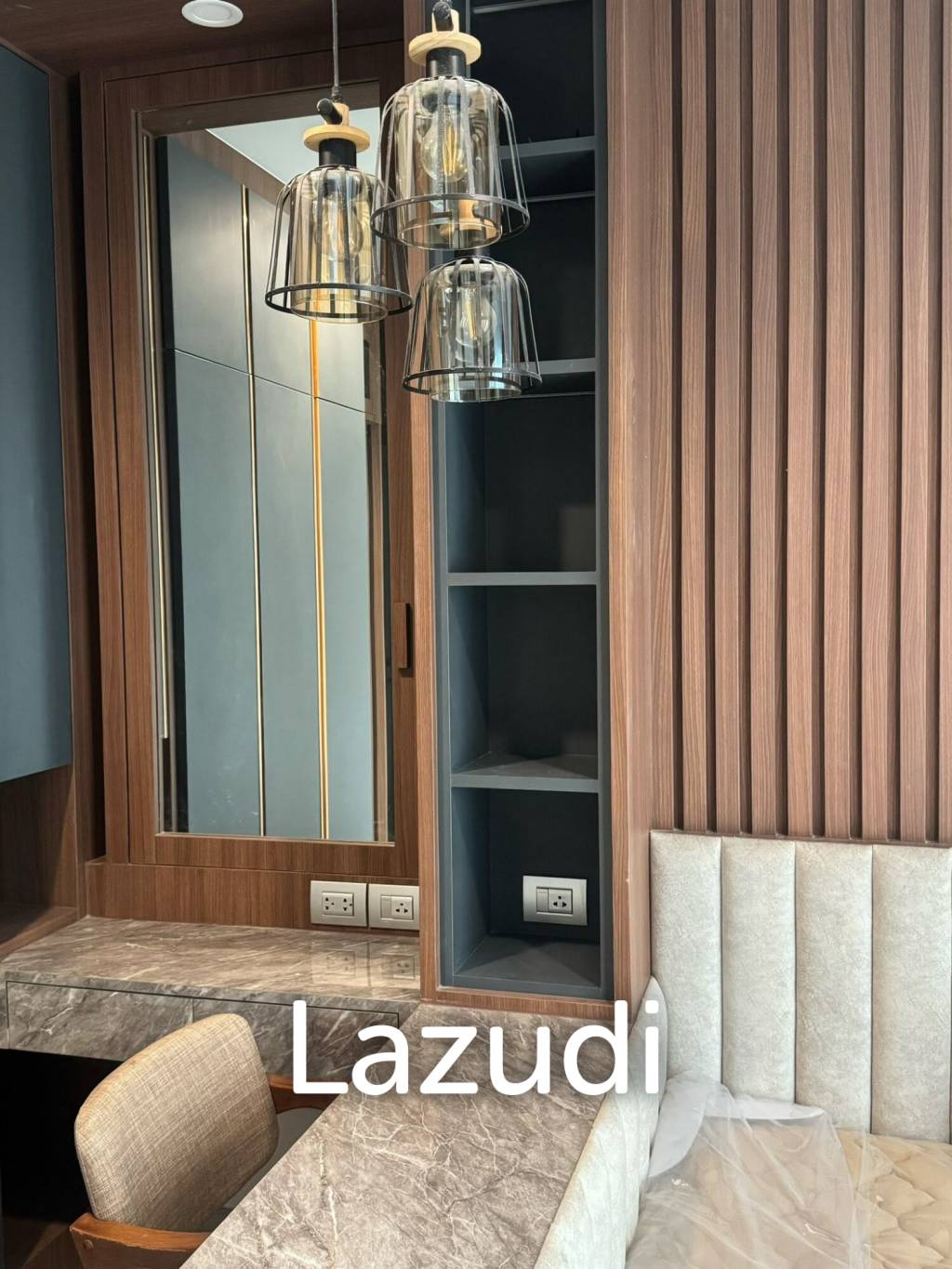 32.71 sqm high floor condo at LIFE Asoke Rama 9 Makkasan Bangkok