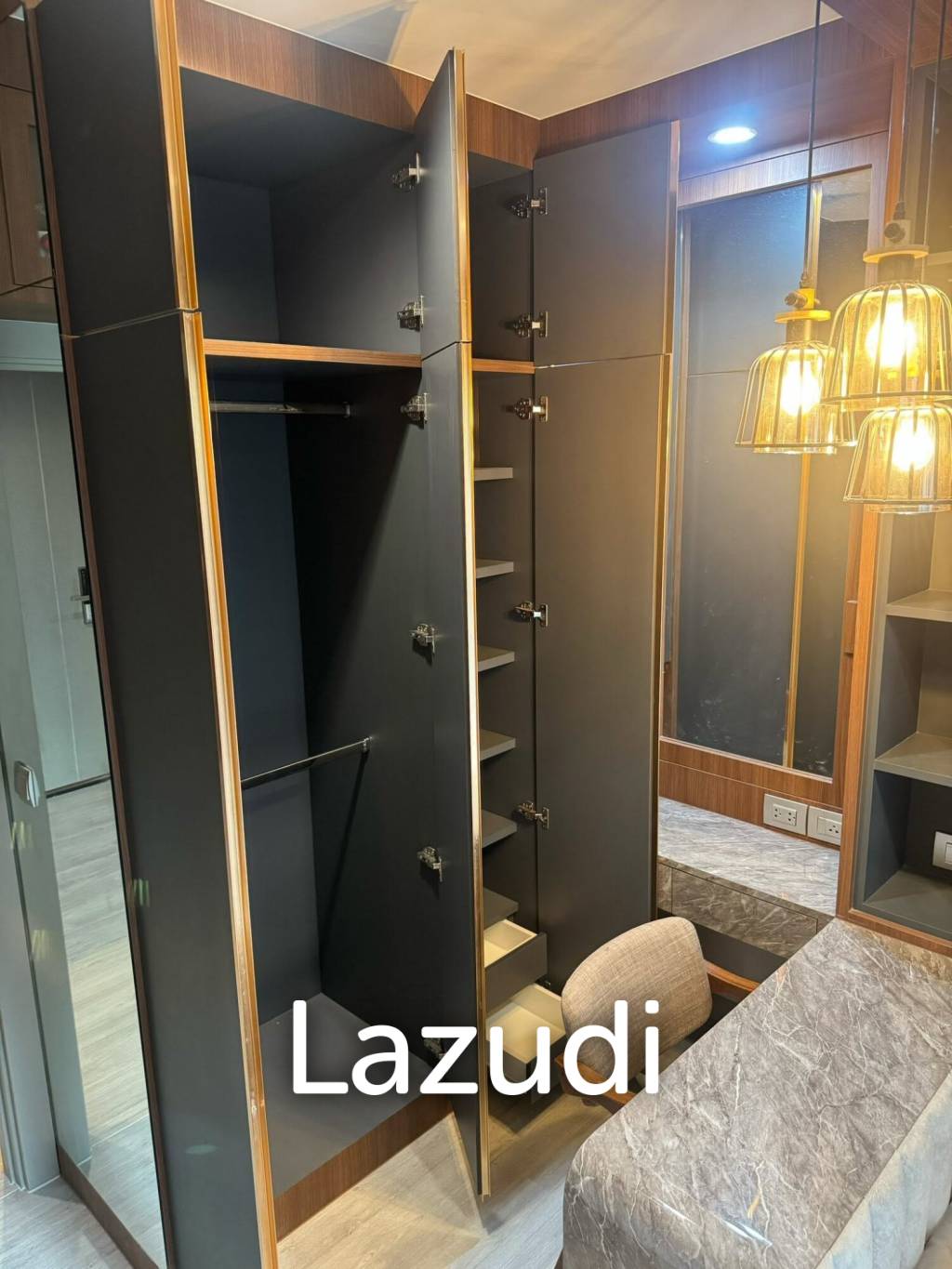 32.71 sqm high floor condo at LIFE Asoke Rama 9 Makkasan Bangkok
