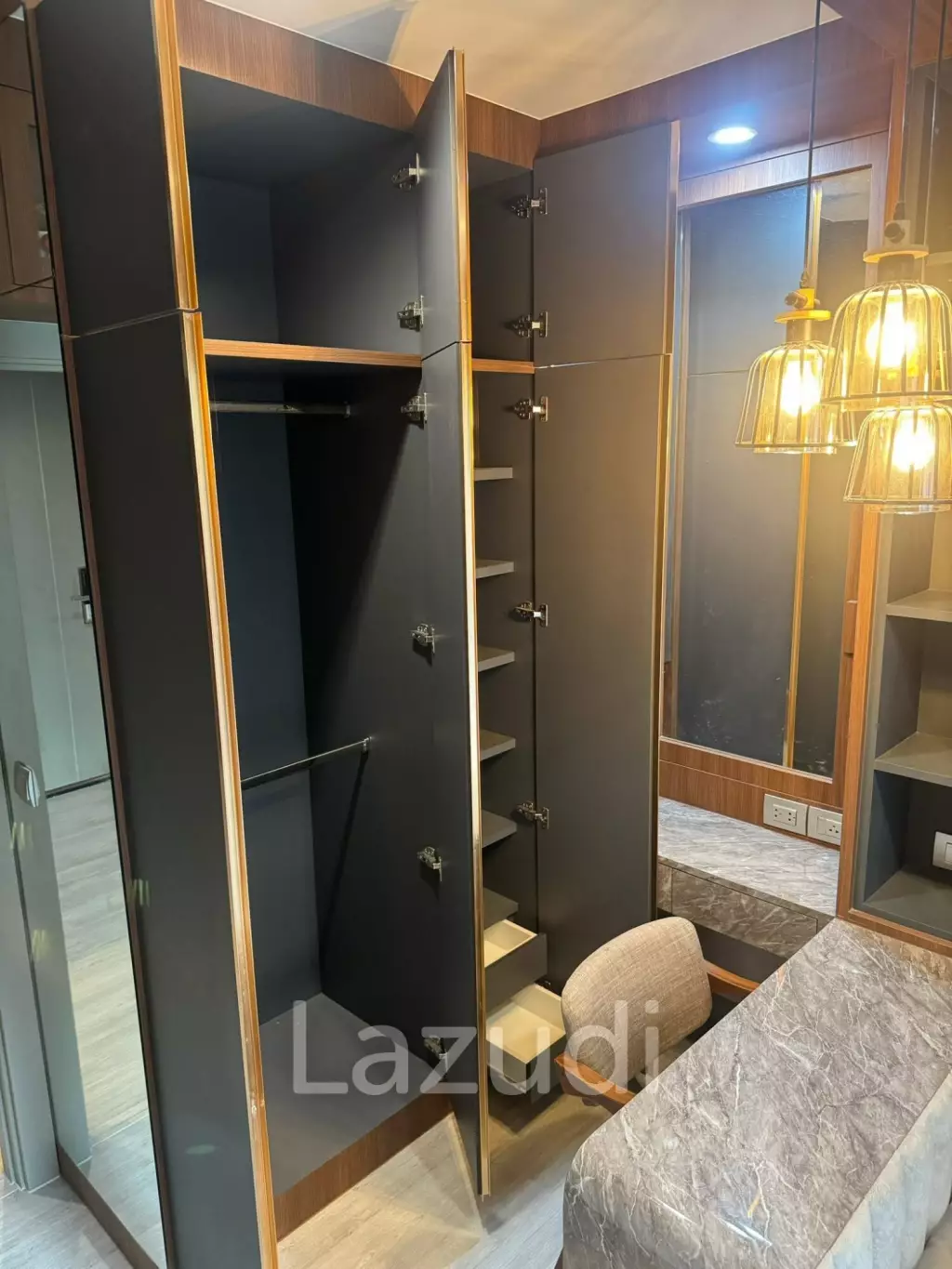 32.71 sqm high floor condo at LIFE Asoke Rama 9 Makkasan Bangkok