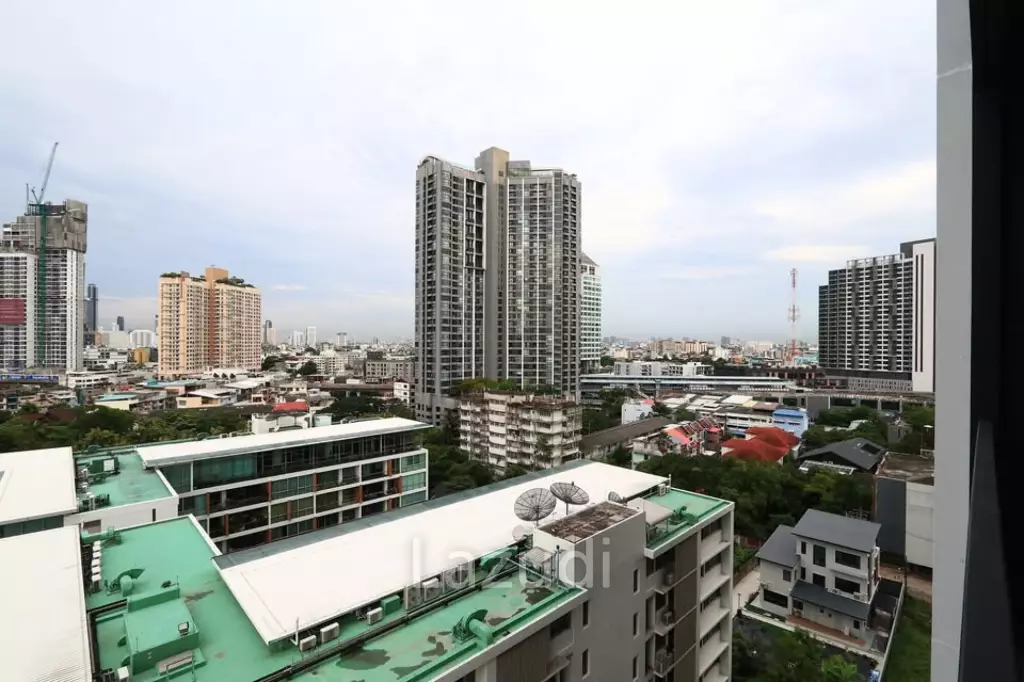 60 sqm high floor 2 bed condo at Ideo Sukhumvit – Rama 4 Phra Khanong