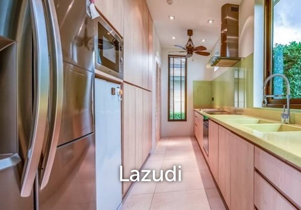 PALM HILLS : Designer Luxury 5 Bed Pool Villa overlooking golf course and Lake