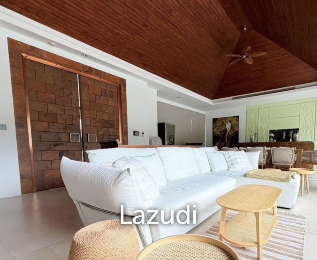 PALM HILLS : Designer Luxury 5 Bed Pool Villa overlooking golf course and Lake