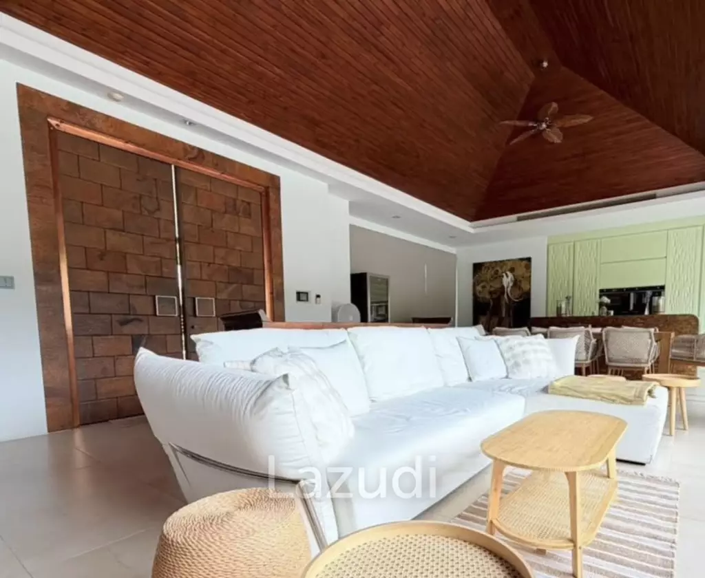 PALM HILLS : Designer Luxury 5 Bed Pool Villa overlooking golf course and Lake