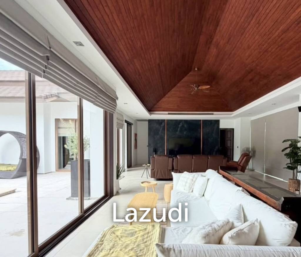 PALM HILLS : Designer Luxury 5 Bed Pool Villa overlooking golf course and Lake