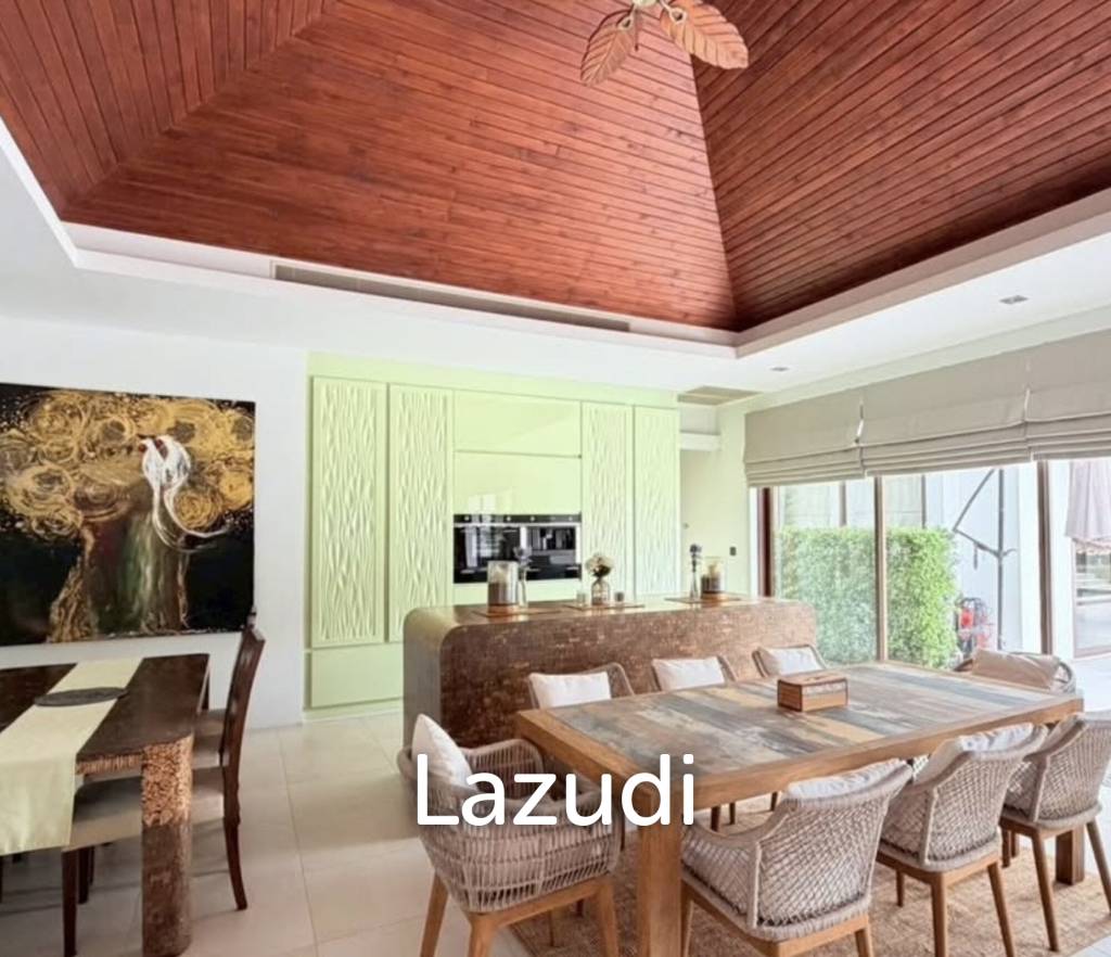 PALM HILLS : Designer Luxury 5 Bed Pool Villa overlooking golf course and Lake