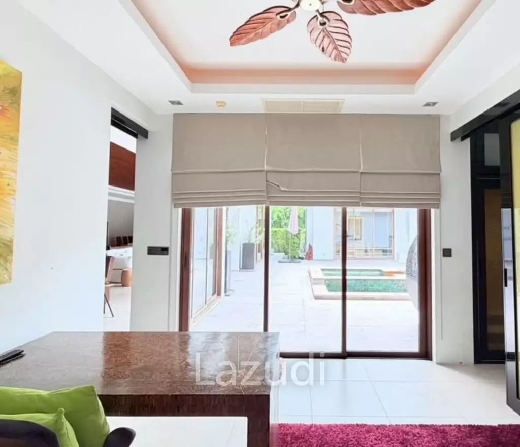 PALM HILLS : Designer Luxury 5 Bed Pool Villa overlooking golf course and Lake