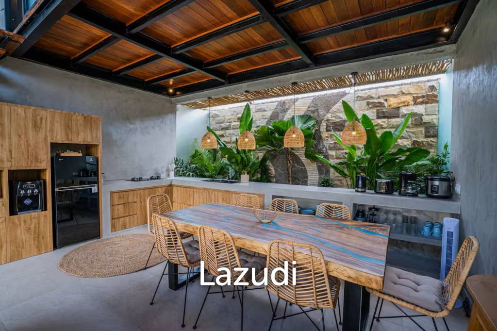 Modern 4 Bedroom Leasehold Villa for sale close to Canggu