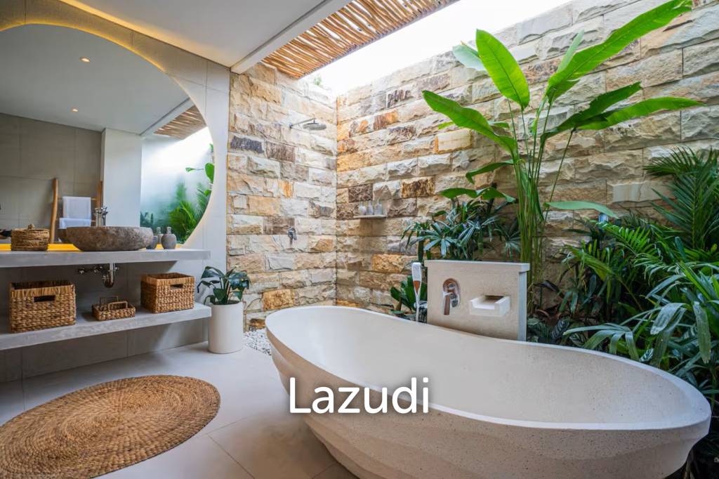 Modern 4 Bedroom Leasehold Villa for sale close to Canggu