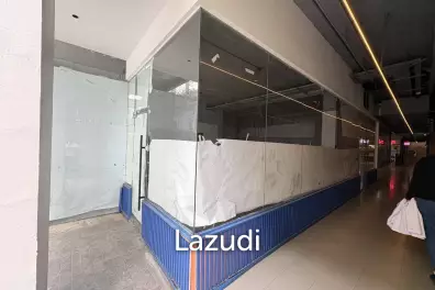 89 sqm Retail Space Baan Kampu @ Asoke Khlong Toei Nuea Bangkok