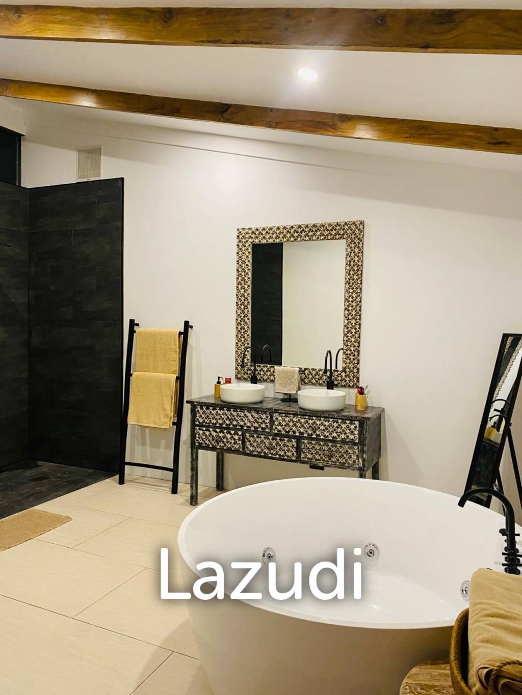 Brand New 5-Bedroom Pool Villa Near Fisherman's Village