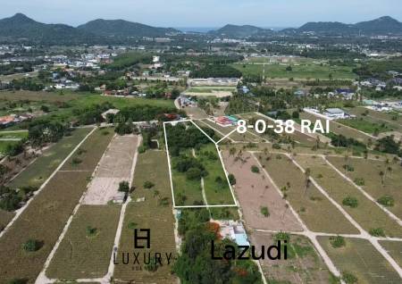 ขายที่ดินเปล่า 8-0-38 ไร่ วิวภูเขาใกล้ Black Mountain